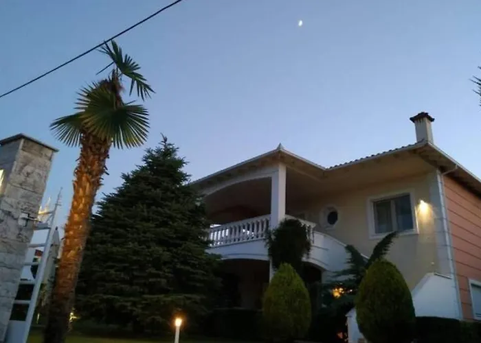 Luxurious Garden House Between Aegean & Olympus Dom wakacyjny Leptokaria